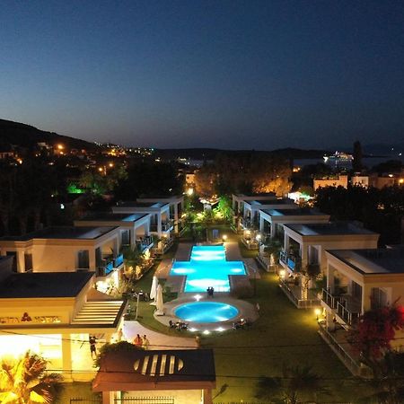 Delita Suite Hotel Turkbuku Голтуркбуку Екстериор снимка