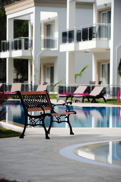 Delita Suite Hotel Turkbuku Голтуркбуку Екстериор снимка