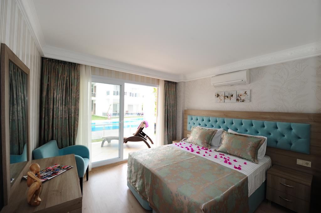 Delita Suite Hotel Turkbuku Голтуркбуку Стая снимка