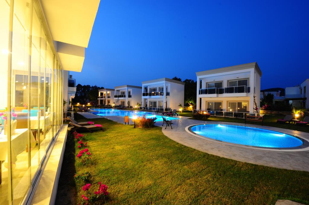 Delita Suite Hotel Turkbuku Голтуркбуку Екстериор снимка