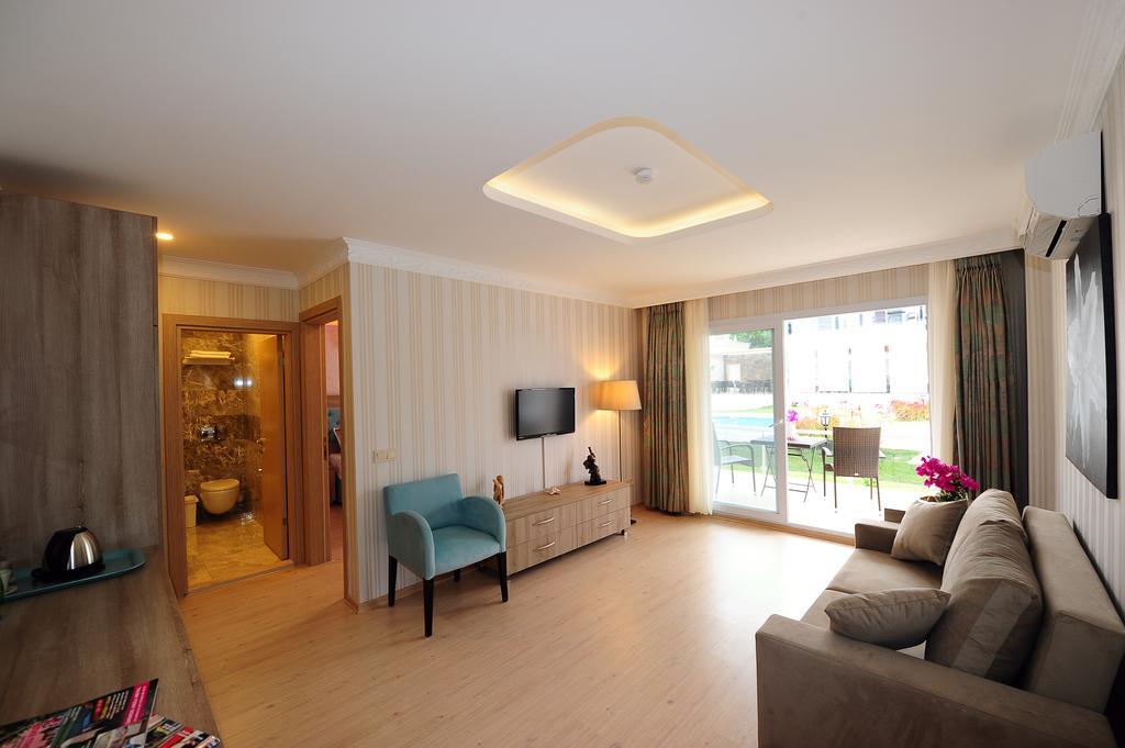 Delita Suite Hotel Turkbuku Голтуркбуку Стая снимка