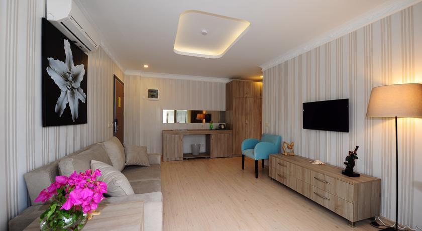 Delita Suite Hotel Turkbuku Голтуркбуку Екстериор снимка