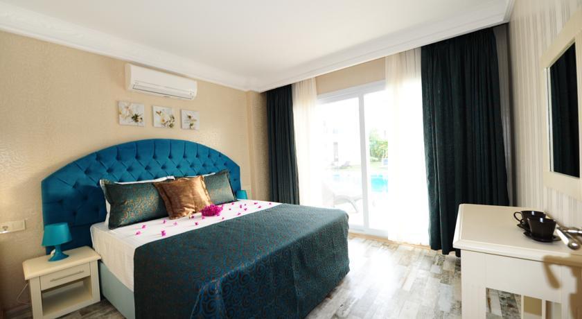 Delita Suite Hotel Turkbuku Голтуркбуку Екстериор снимка