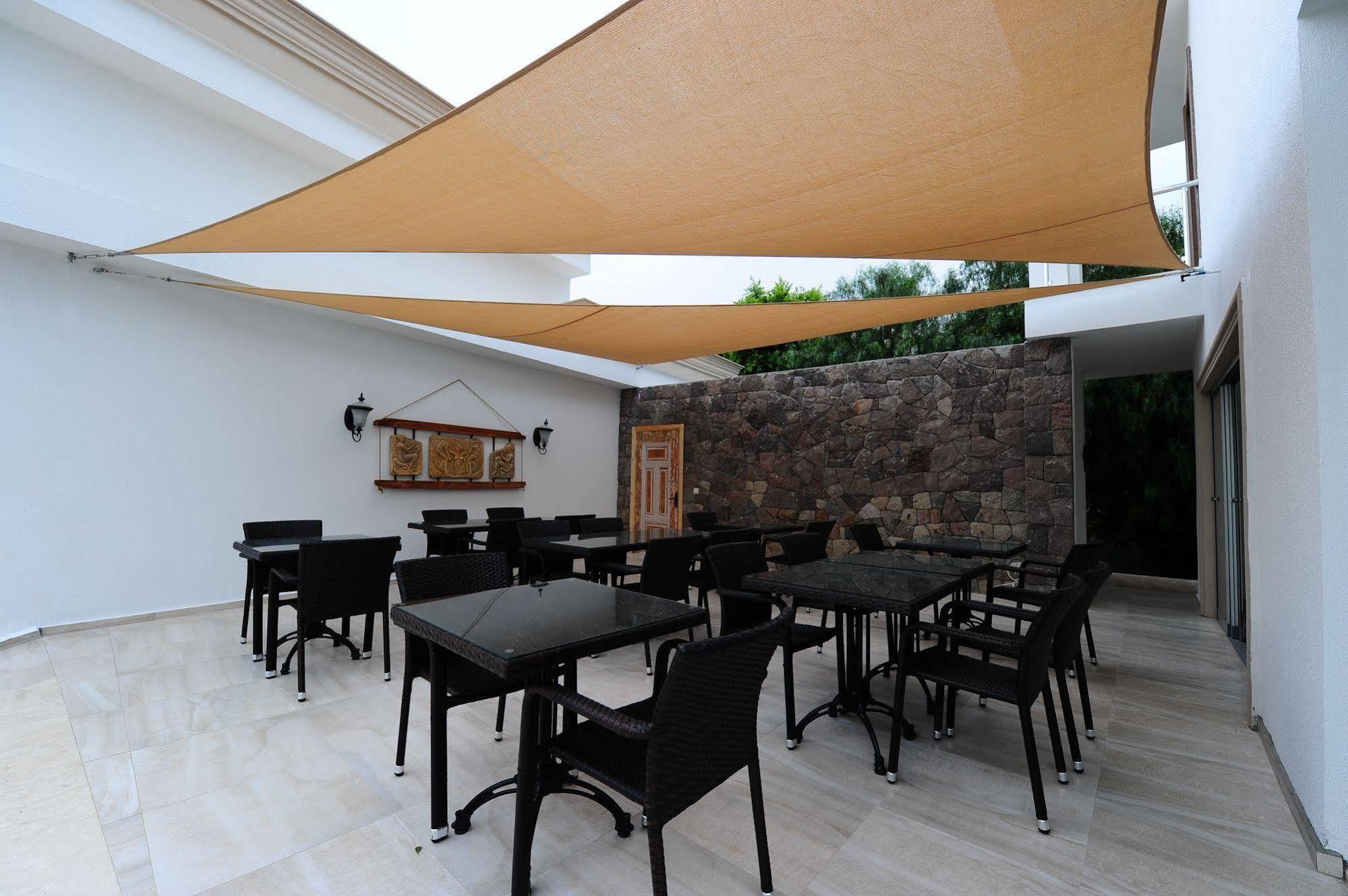 Delita Suite Hotel Turkbuku Голтуркбуку Екстериор снимка